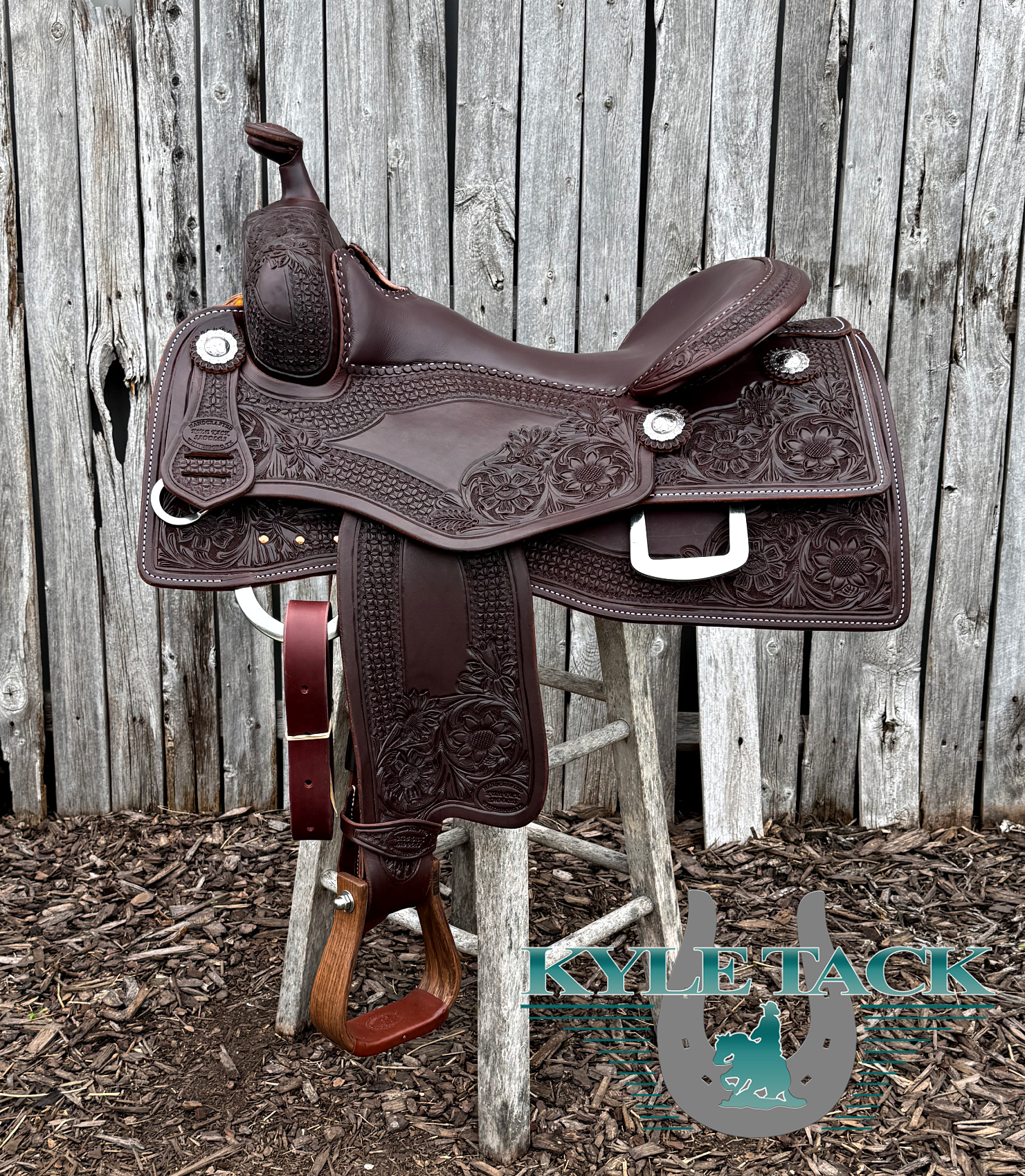 #900M - 15.5" - Kyle Tack Saddle