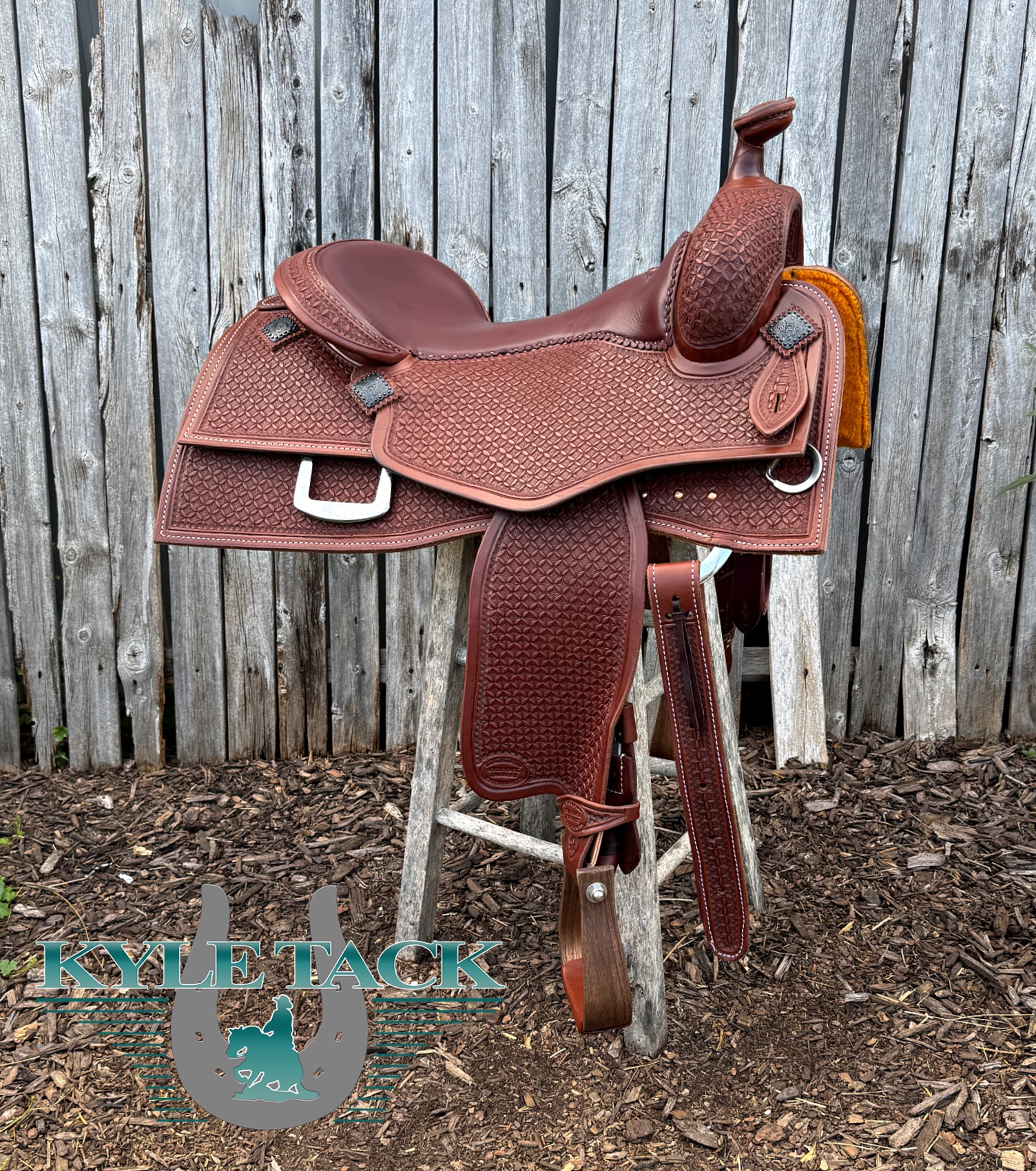 #935M - 16" - Kyle Tack Saddle
