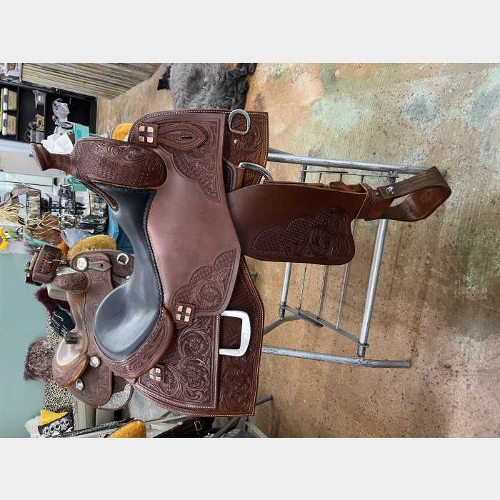 #836M - 15.5" - Kyle Tack Saddle