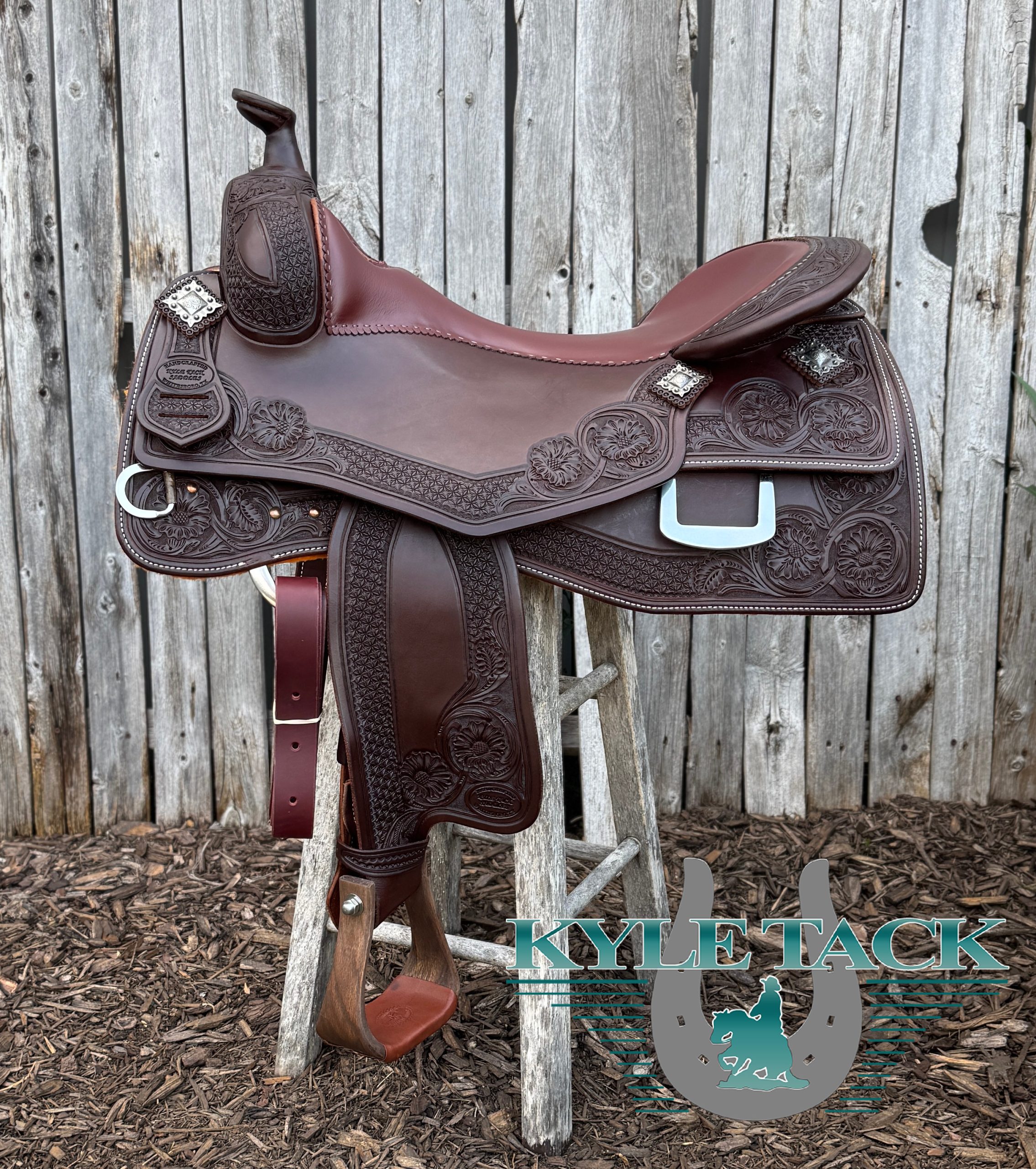 #833M - 18" - Kyle Tack Saddle