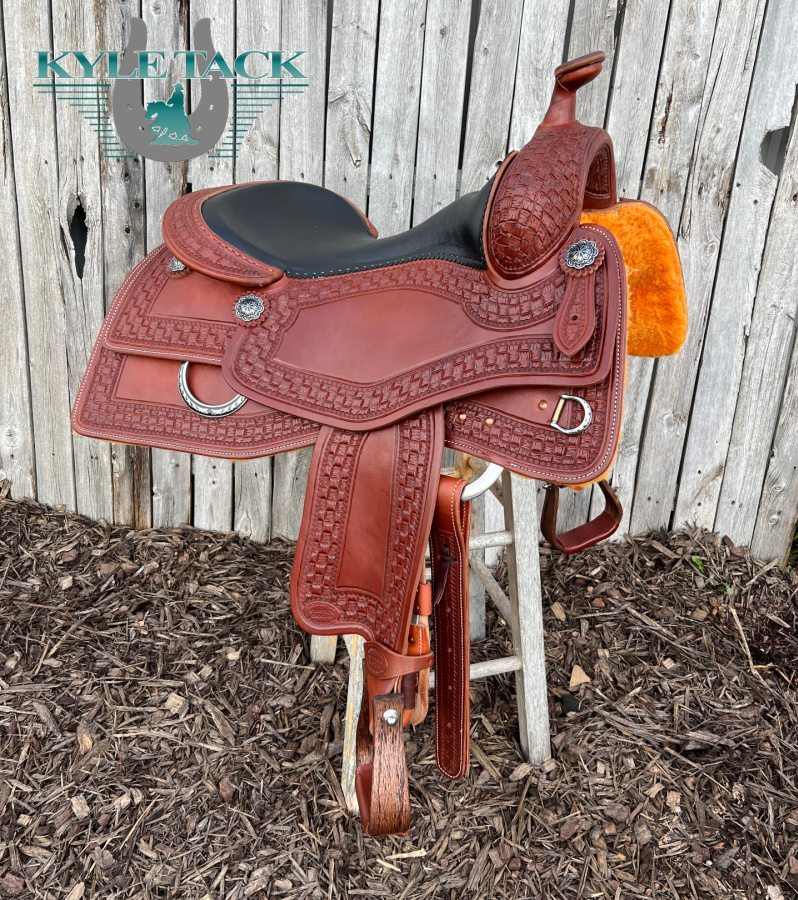 #592M - 16.5" - Kyle Tack Saddle