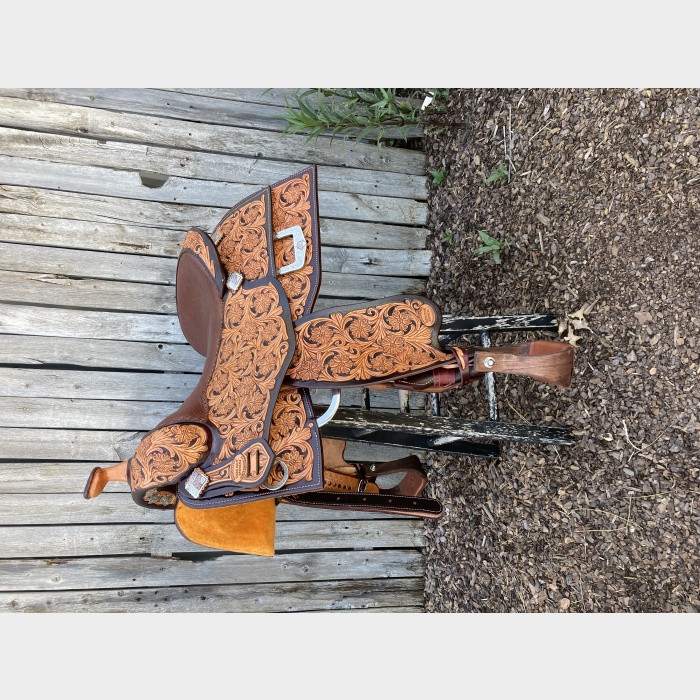 #507M - 16.5" - Kyle Tack Saddle